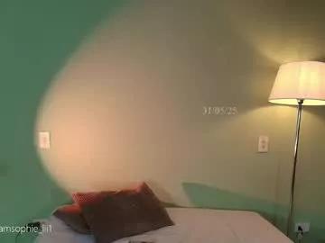 sophie_lii on Chaturbate