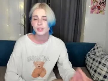 Freechat sweet_peach__ on Chaturbate
