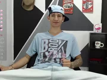 teylor_estid10 on Chaturbate 