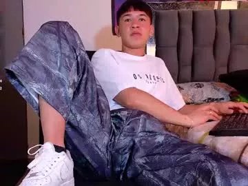 Freechat twink_daren on Chaturbate
