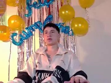 Freechat twink_daren on Chaturbate