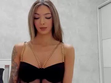 Freechat v_deville on Chaturbate