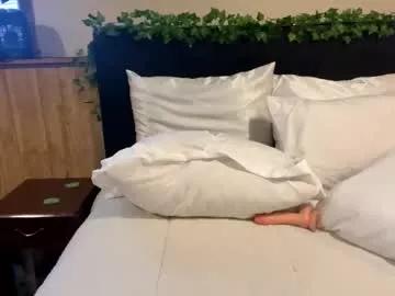 Away wanderlustgaal on Chaturbate