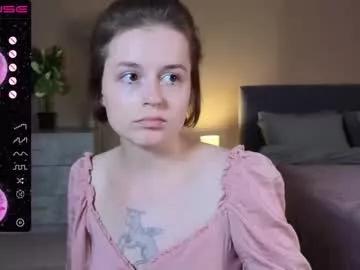 Freechat wow_luvng on Chaturbate