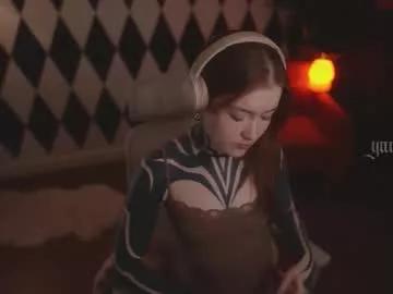 ynnenbrynn on Chaturbate