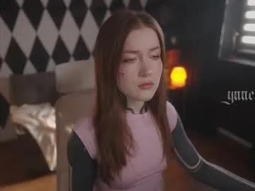 ynnenbrynn on Chaturbate