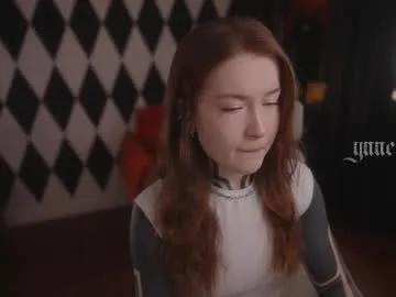 ynnenbrynn on Chaturbate