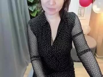 zoeeast on Chaturbate