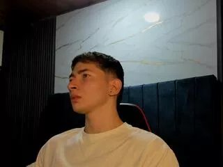 Offline adam_laid on Flirt4Free