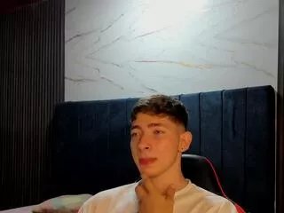 Offline adam_laid on Flirt4Free