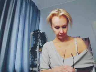 addie_lynn on Flirt4Free 