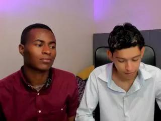 alan_gonz_cristian_asaenz on Flirt4Free 