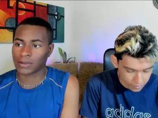 alan_gonz_cristian_asaenz on Flirt4Free 