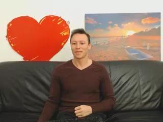 alex_sean on Flirt4Free 