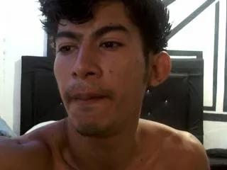 alonso_villaroel on Flirt4Free 