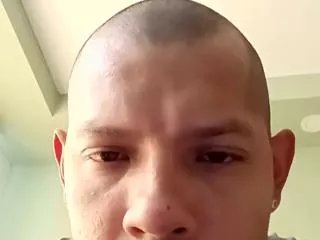 Offline andrey_gorelov on Flirt4Free