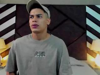 angelo_rogers on Flirt4Free 