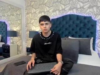 anthony_riverss on Flirt4Free 