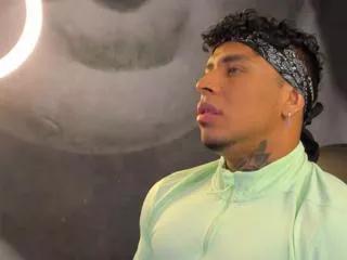 bramdon_smith on Flirt4Free 