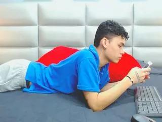 brosman_casas on Flirt4Free 