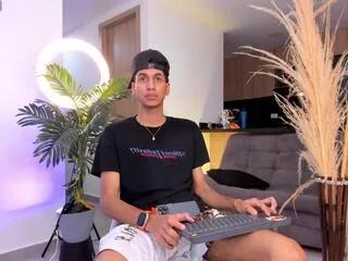 camilo_riivera on Flirt4Free 