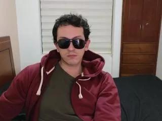 camo_ruiz on Flirt4Free 