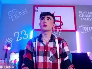 deimon_golden on Flirt4Free 