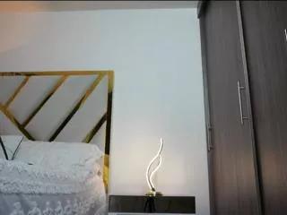 devin_hunter on Flirt4Free 