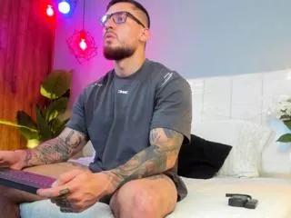 dimitri_sullivan on Flirt4Free 