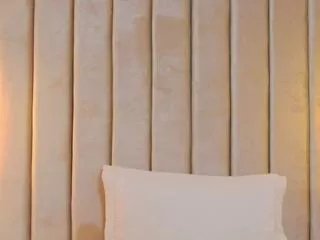 Offline elsa_rush on Flirt4Free