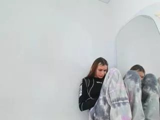 Offline elvia_cullimore on Flirt4Free