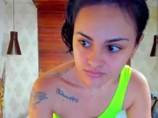 Offline emily_beumont on Flirt4Free