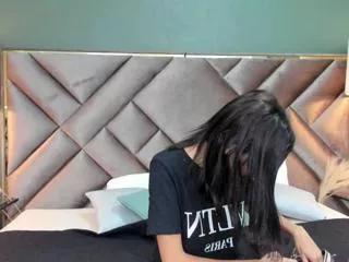 emiy_lopera on Flirt4Free 