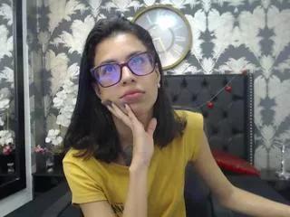 emiy_lopera on Flirt4Free 
