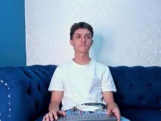 ethan_lowell on Flirt4Free 