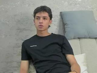 ethan_lowell on Flirt4Free 