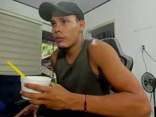 evan_stone on Flirt4Free 