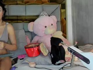 evelyn_roose on Flirt4Free 