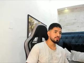 ezzio_scolaro on Flirt4Free 