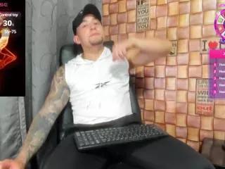 felipe_stanford on Flirt4Free 