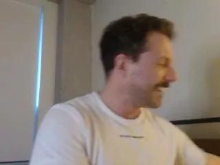 justin_brow on Flirt4Free 