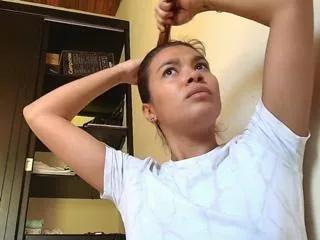 karolailne_montoya on Flirt4Free 
