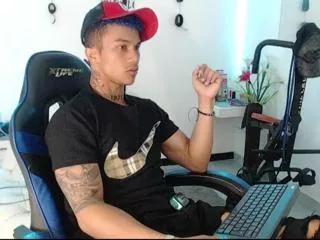 leonard_price on Flirt4Free 