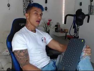 leonard_price on Flirt4Free 