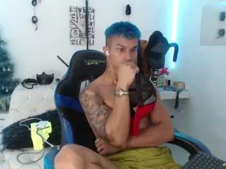 leonard_price on Flirt4Free 