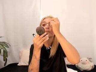 lia_lavigne on Flirt4Free 