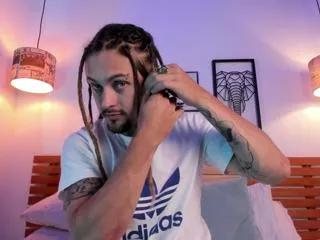 liam_lionn on Flirt4Free 