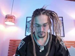 liam_lionn on Flirt4Free 