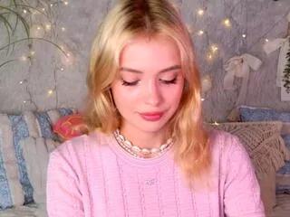 lily_rooney on Flirt4Free
