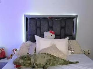 lola_dove on Flirt4Free 